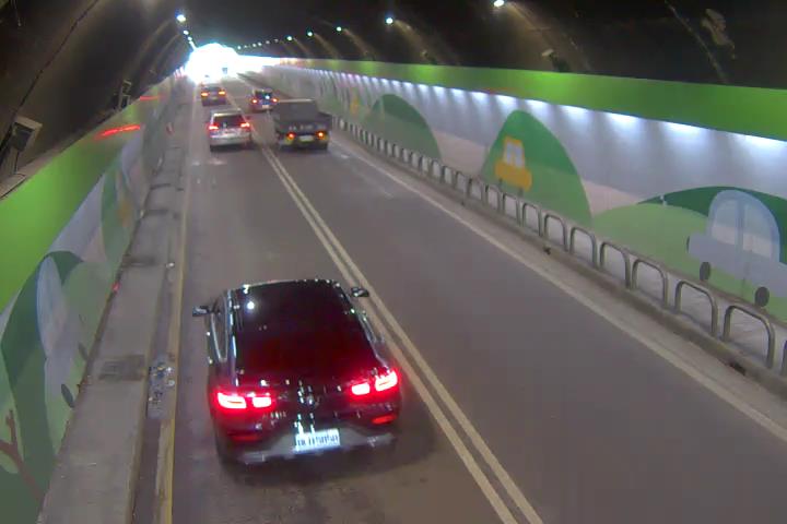 207-辛亥隧道往木柵入口0K+7M 106台灣台北市大安區辛亥路三段330號 即時監視器 路況監視器 即時路況影像